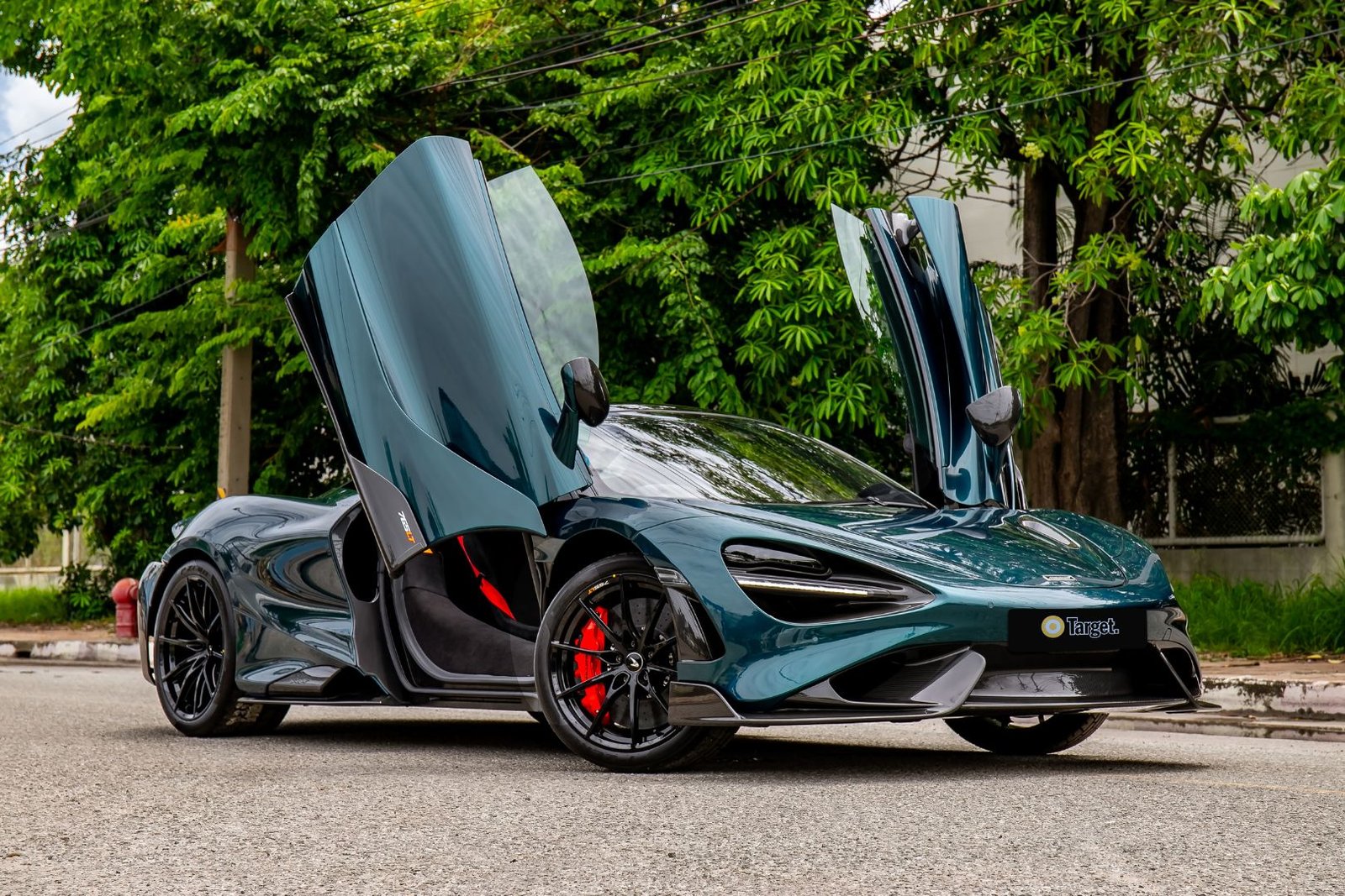 McLaren 765LT Spider